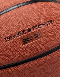 Ballon de Basketball Nike Taille 7 - Performance et Grip Optimal